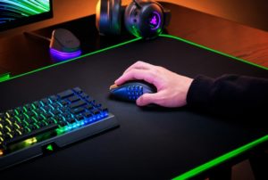 razer naga v2 pro logo