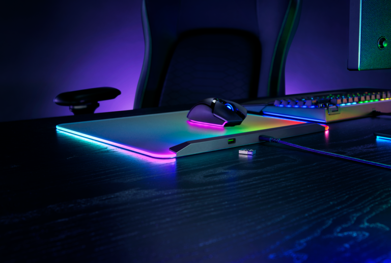 Razer Firefly V2 Pro Black