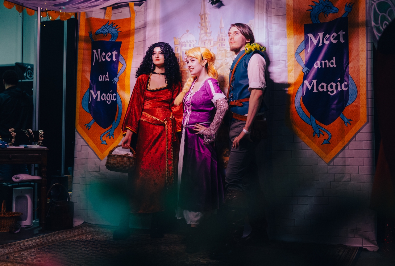 made in asia cosplay raiponce
