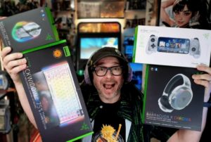 razer phantom white edition collection logo